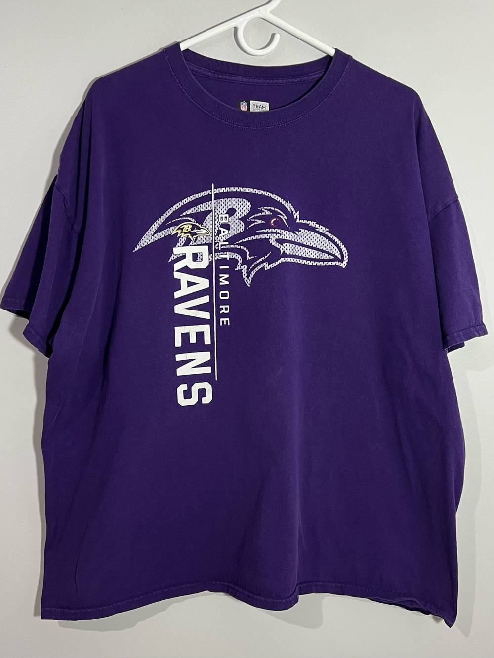 NFL Baltimore Ravens Logo Football Purple White Short Sleeve T-Shirt Mens 2XL
